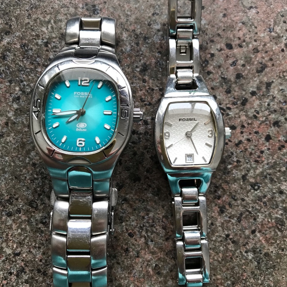 Fossil watches - lot of 2 watches Silver & Turquoise face / Silver & White face